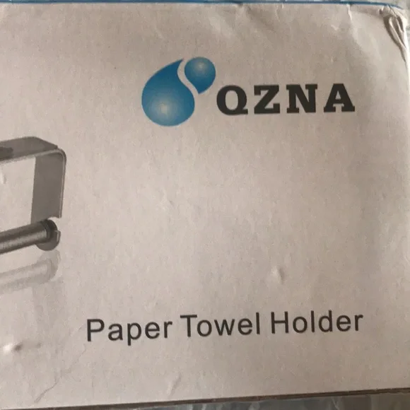 Paper Towel Holder With Wall Mount New - Picture 4 of 7